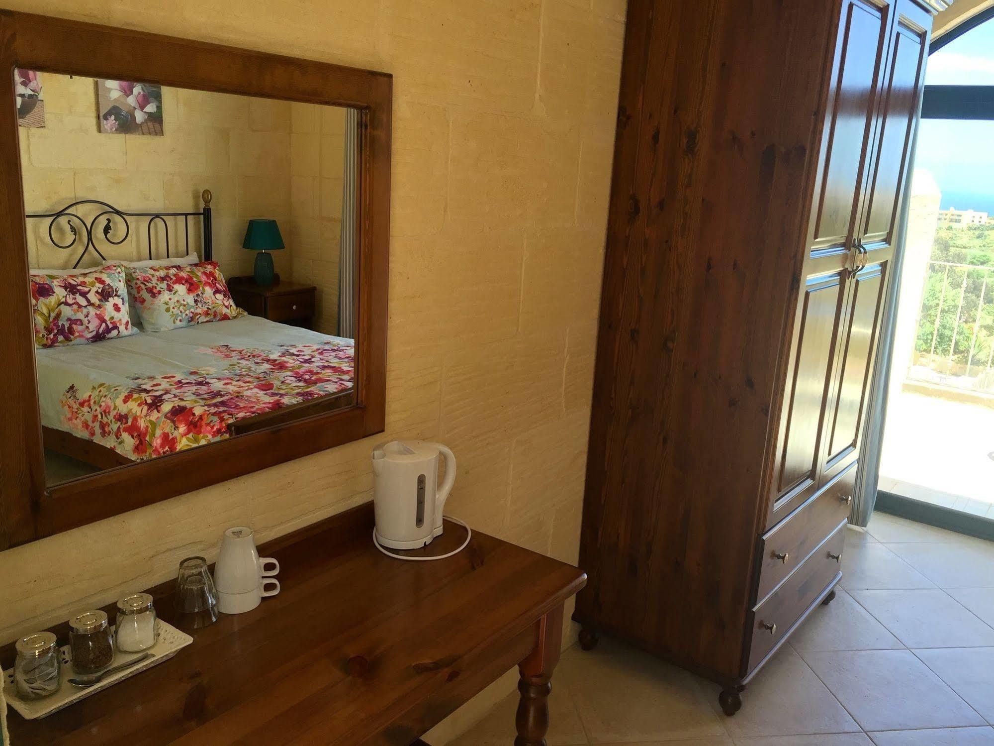 ויקטוריה Ellie Boo Bed & Breakfast מראה חיצוני תמונה