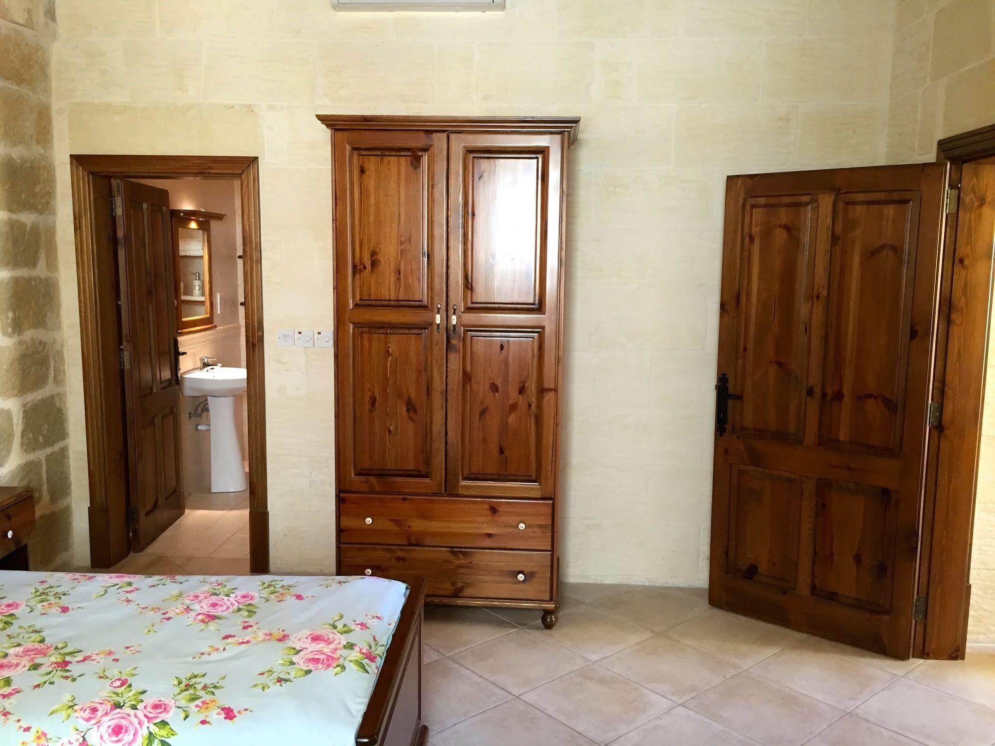 ויקטוריה Ellie Boo Bed & Breakfast מראה חיצוני תמונה