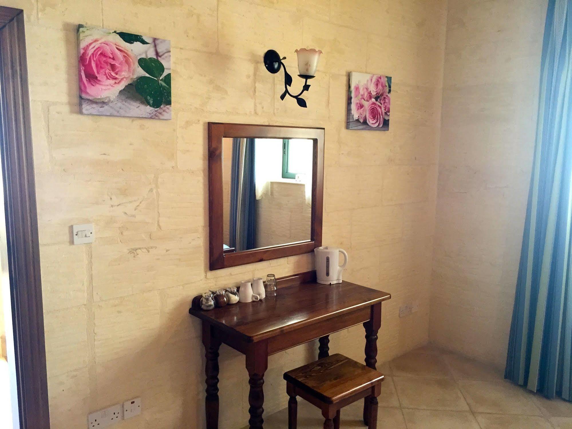 ויקטוריה Ellie Boo Bed & Breakfast מראה חיצוני תמונה