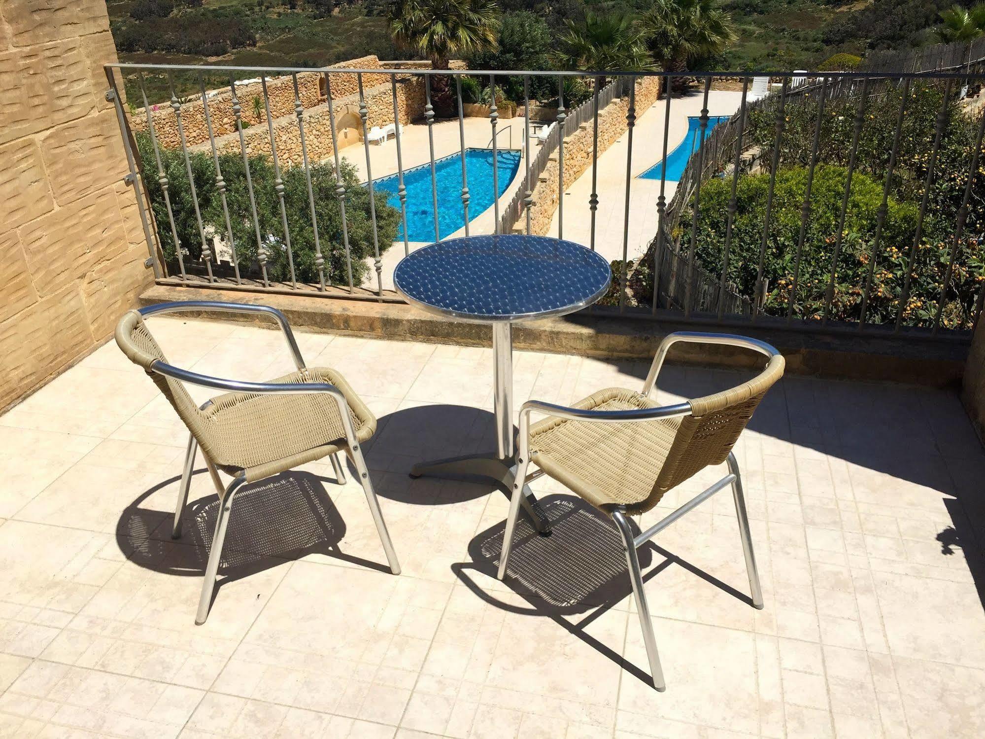 ויקטוריה Ellie Boo Bed & Breakfast מראה חיצוני תמונה