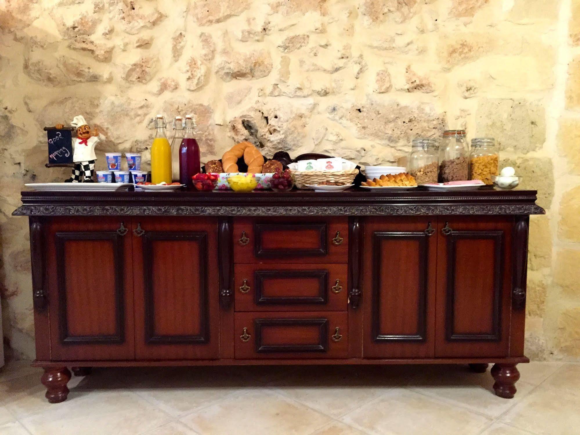 ויקטוריה Ellie Boo Bed & Breakfast מראה חיצוני תמונה